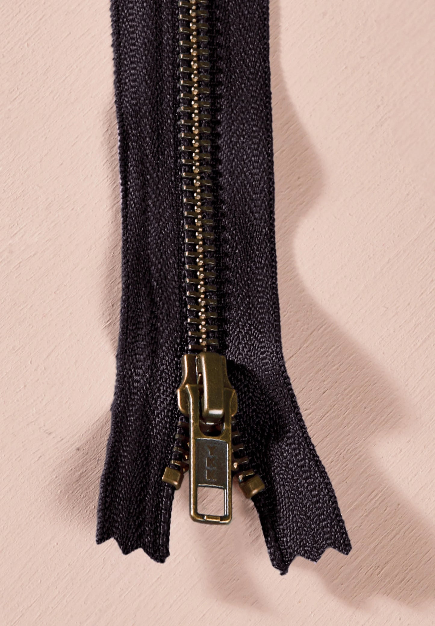 Málm rennilás - 15 cm svartur
