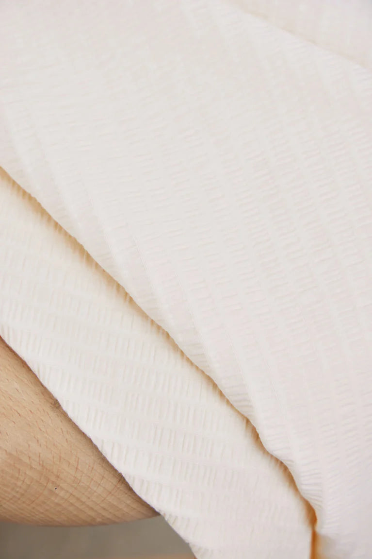 Lífræn bómull Seersucker rjómahvít