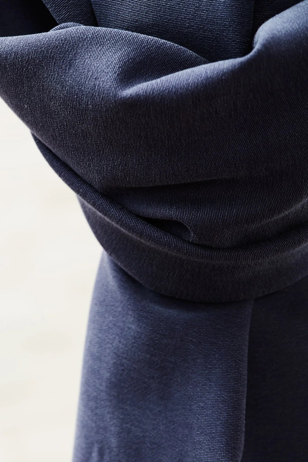 Tencel™ Twill með teygju í bláberjalit